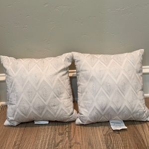 2 Threshold throw pillows